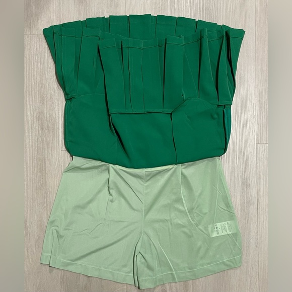 Nwt golf/tennis pleated skirt with shorts under - Picture 6 of 11